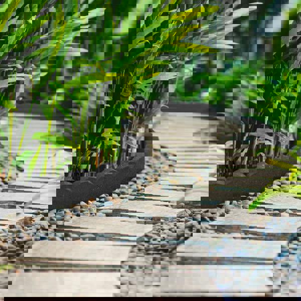 scallop garden border lifestyle 1