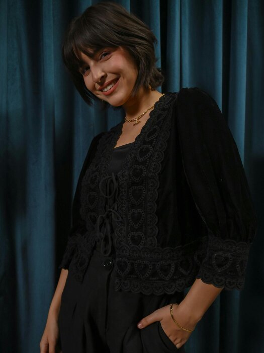 Rose & Nancy Harri Black Heart Embroidery Velvet Jacket