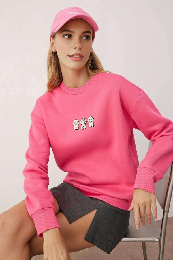 WOVCOR Animal Embroidered Thick Fleece Knit Sweatshirt