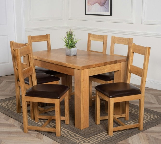 That's Furniture Dakota Small Oak Dining Table with Lincoln Oak Chairs