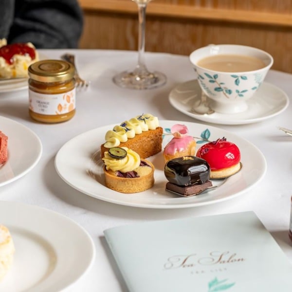 Virgin Experience Days Fortnum & Mason Afternoon Tea for Two in The Diamond Jubilee Tea Salon