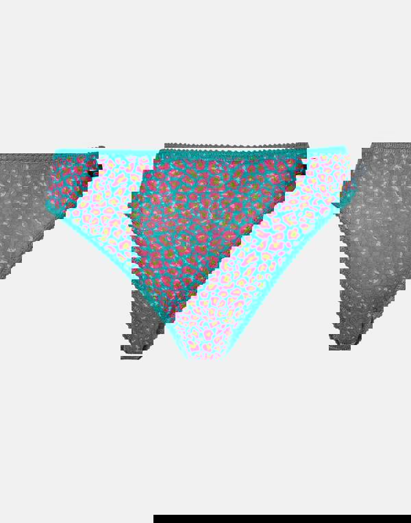 British Boxers Multipack 4 Pairs of Women's Bamboo High Leg Knickers – Wild Cat