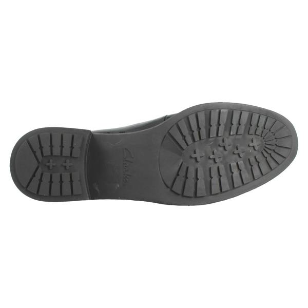 Clarks Ladies Clarks Tassel Detailed Slip On Loafer Shoes - Havisham Edge