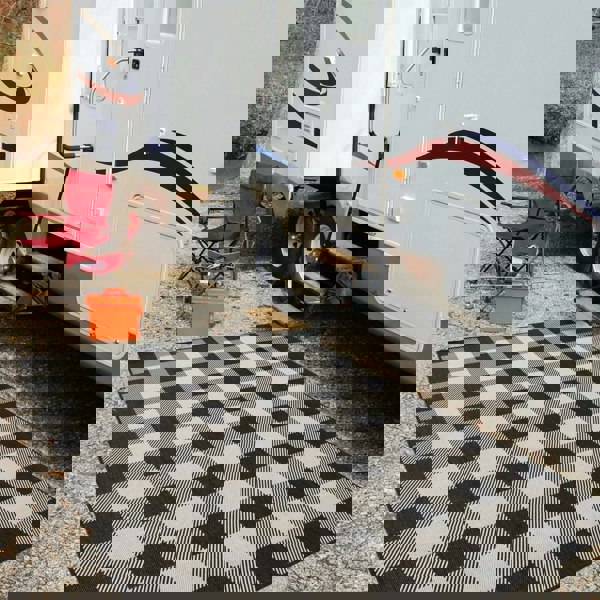 Black Checkered Outdoor Rug for Garden | The Rugs