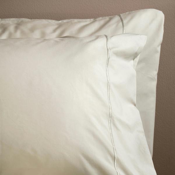 Natural 200 Thread Count Egyptian Cotton Bed Sets Superking - linen, breathable, bedroom detail | Soak and Sleep