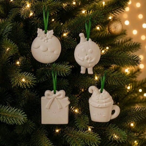 Garden Greatness Paint Your Own Dinosaur Hanging Tree Decorations