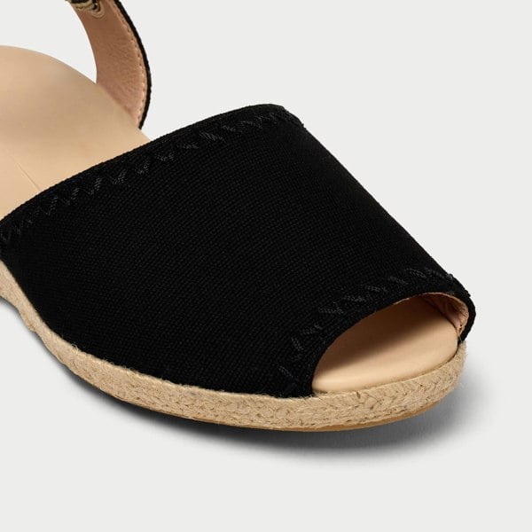 Evelyn black espadrill tip close up