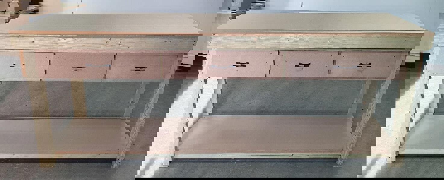 Wooden MDF Top Workbench – Durable Tool Cabinet with Multiple Drawers, Ideal for Dry Indoor Spaces Such as Garages, Workshops, and Studios