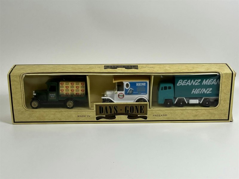 MCSlots Set of 3 Heinz Beans Vans Days Gone Lledo HB01DGD B4