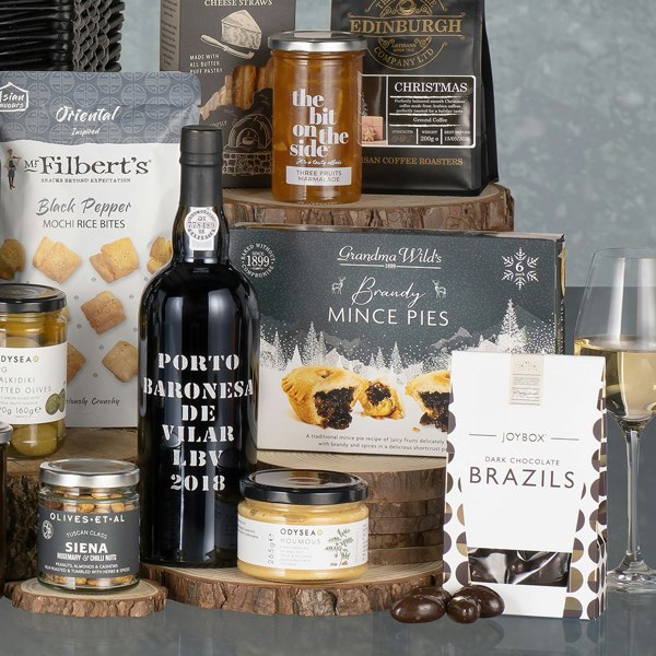 Virginia Hayward Snowed In Hamper