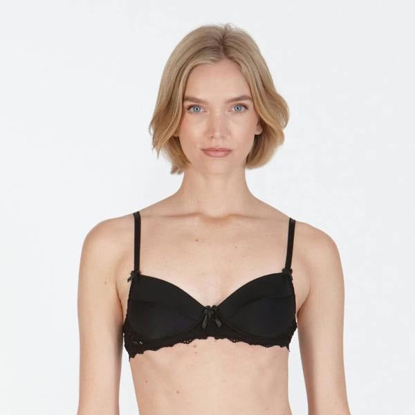 Front view of Very You small cup bra in black – lightly padded wire-free bra for AAA–A cups