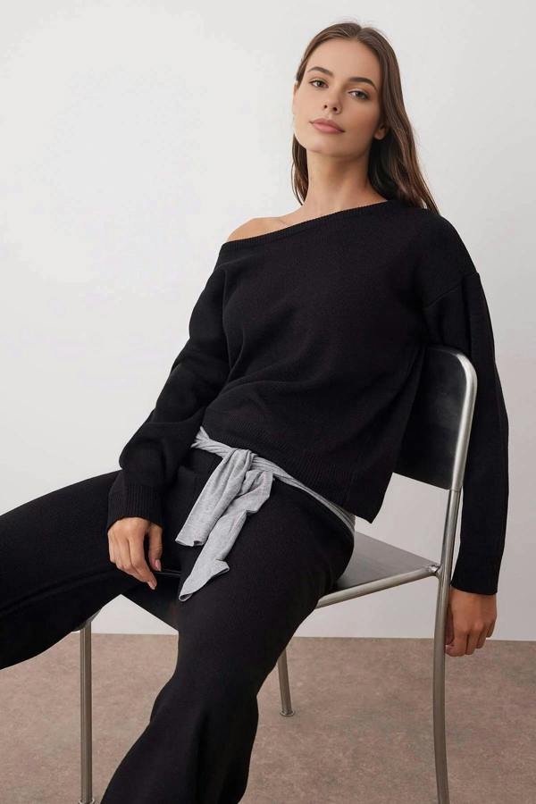 WOVCOR 2-Piece Knitwear Boat Neck Sweater-Pants Set