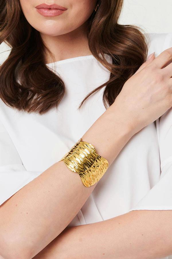 Gold | Hammered Texture Metallic Wide Bracelet