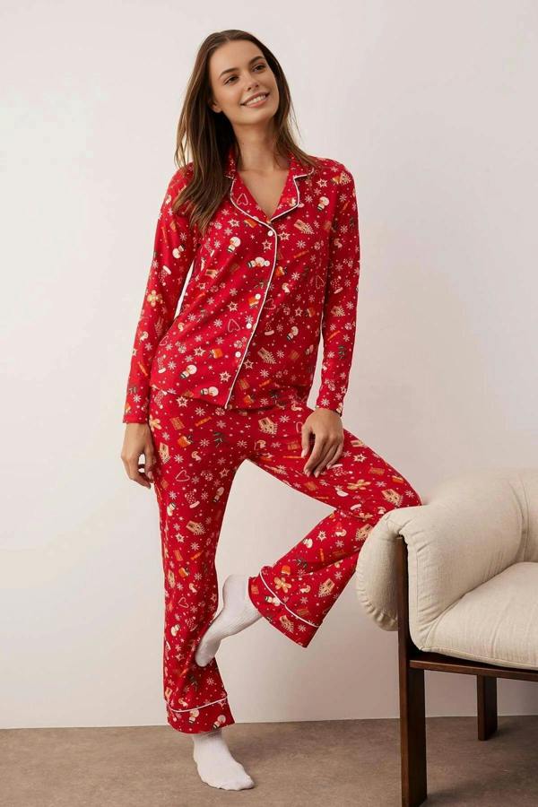 WOVCOR 2-Piece Christmas Themed Knit Pajama Set