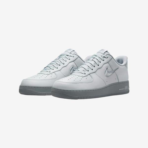 Nike HM0621-001 Sneakers   in  Grey