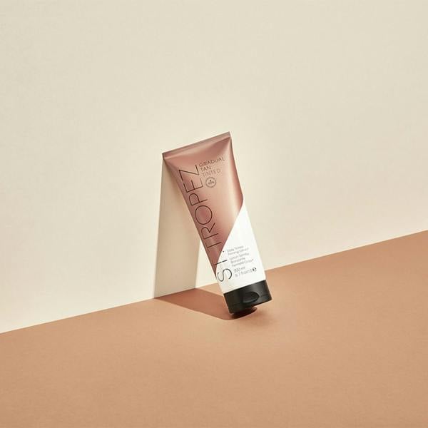 St Tropez Gradual Tan Tinted Lotion