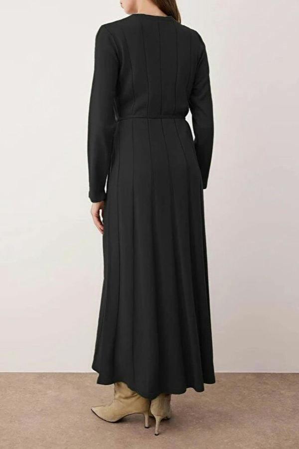 WOVCOR Belted Pleated Knit Dress