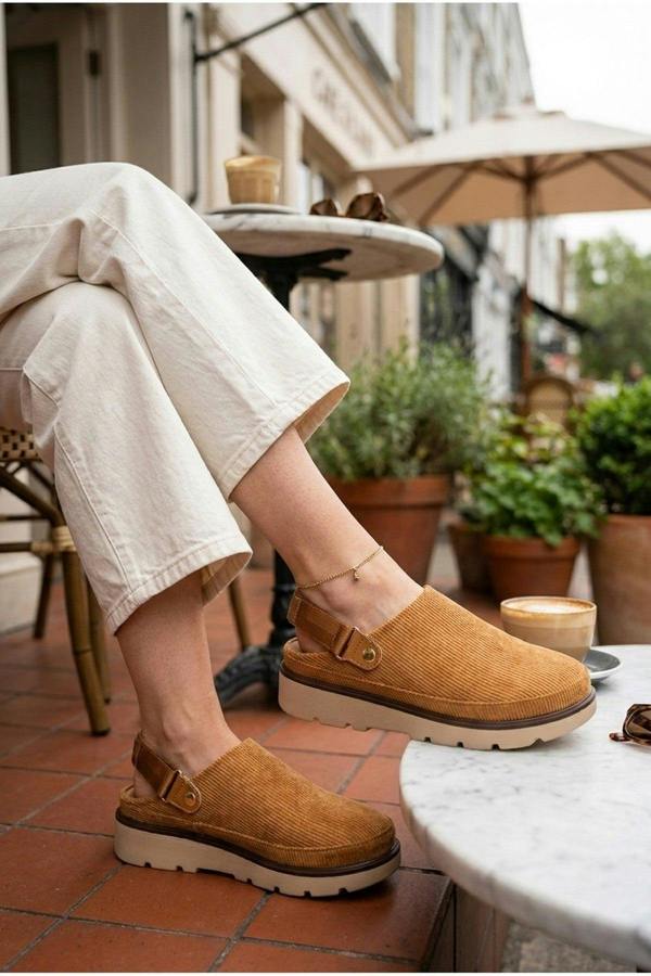 Tara Womens Suede Convertible Slingback Clogs - Camel