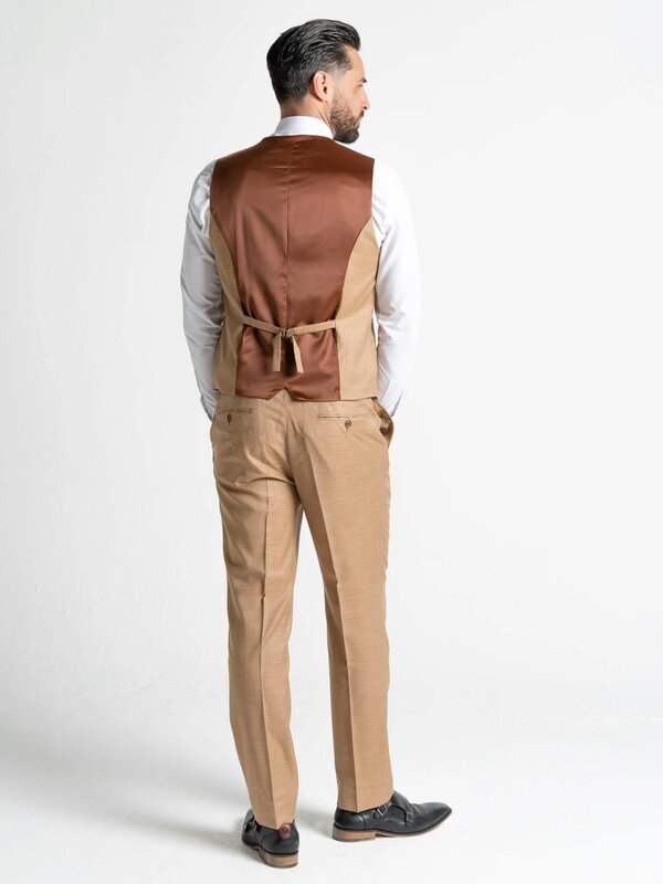 V2 Classic Henry - Sand Three Piece Suit