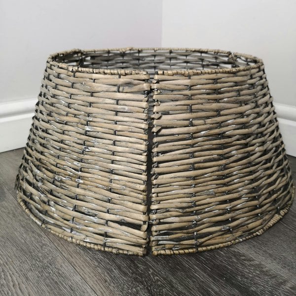 Samuel Alexander 40/58cm Samuel Alexander KD Willow Christmas Tree Skirt Wicker Rattan- Medium Natural
