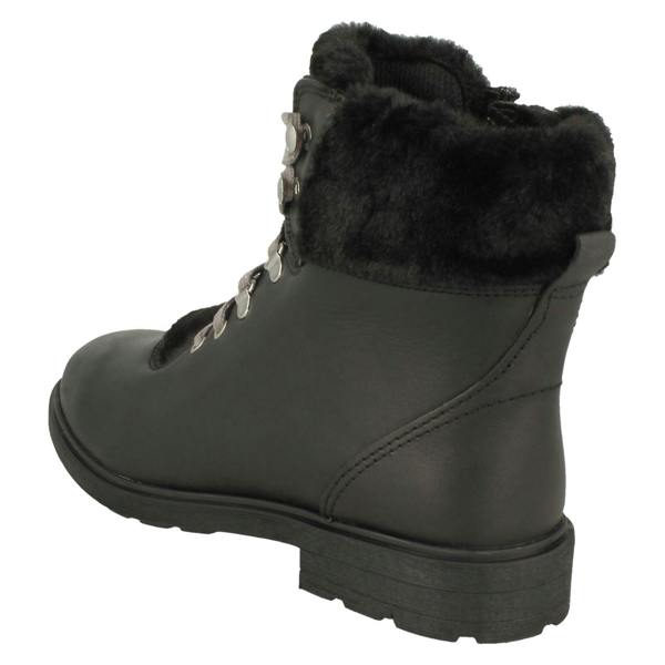 Clarks Girls Clarks Faux Fur Detailed Ankle Boots Astrol Hiker K
