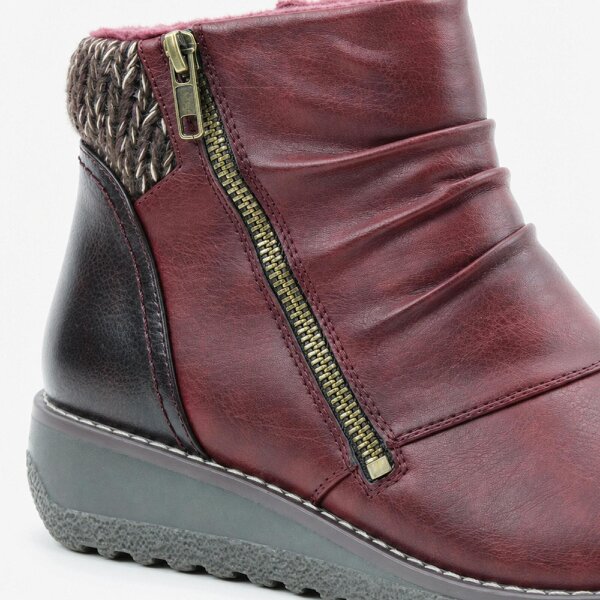 Heavenly Feet PERRY Ankle Boots   in  Red