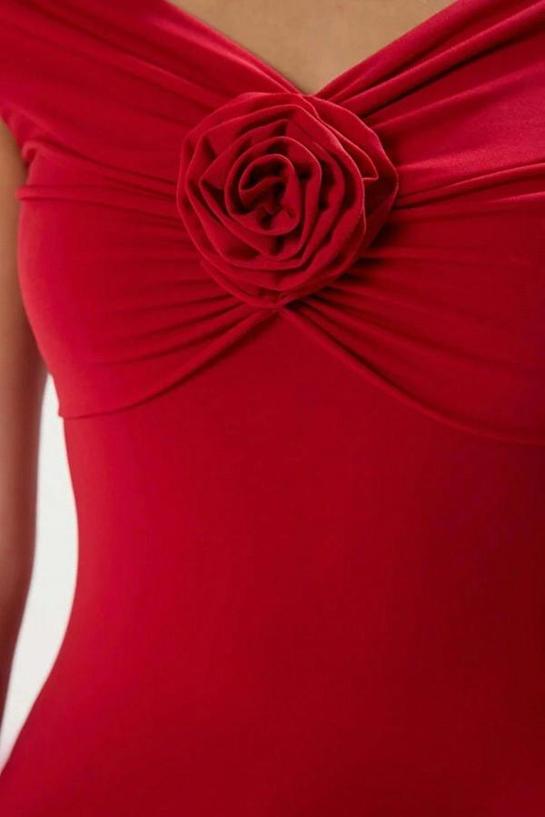 WOVCOR Fitted Stretch Knit Blouse with Rose Detail