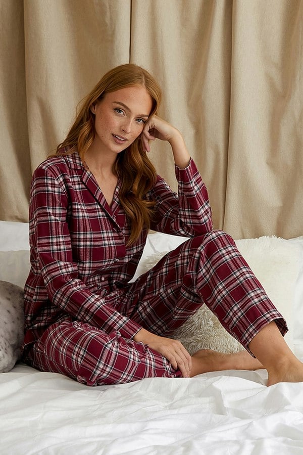 Pretty You London Plaid Pyjama Set in Bordeaux