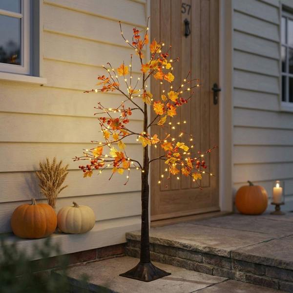 Garden Greatness 1M Illuminated Maple Leaf Tree Display