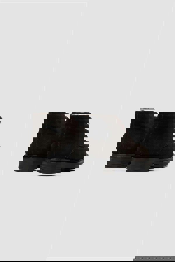 House of Cavani Fernando Brown Lace Up Suede Chukka Boot