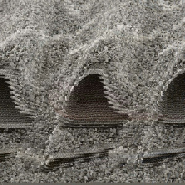 Moroccan Shaggy Grey rug plush rug combines softness, durability