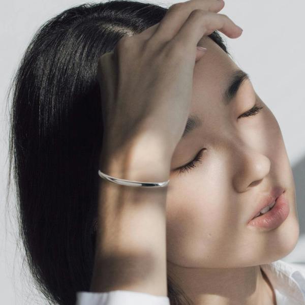 Aye Do Gifts Elegant Silver Cuff Bangle