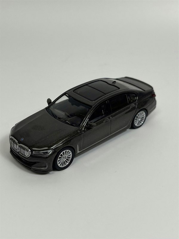 Mini GT BMW Alpina B7 xDrive Dravit Grey Metallic LHD 1:64 Scale Mini GT MGT00619L