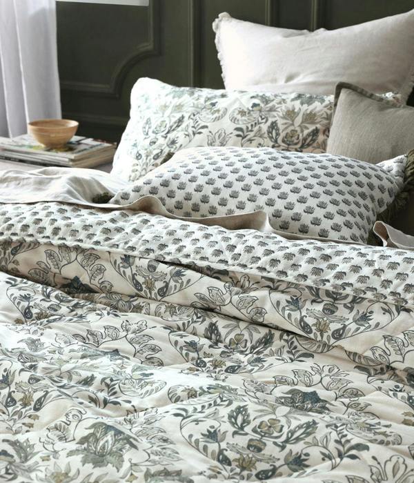 M.M Linen Jovany Bedspread Set