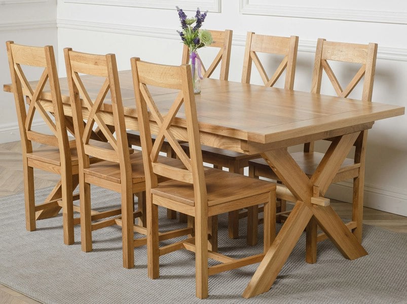 That's Furniture Vermont Cross Leg Oak Extending Dining Table with Berkeley Oak Chairs