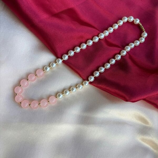 The Colourful Aura Large Ivory and Pink Round Pearl Bridesmaid Statement Choker Necklace