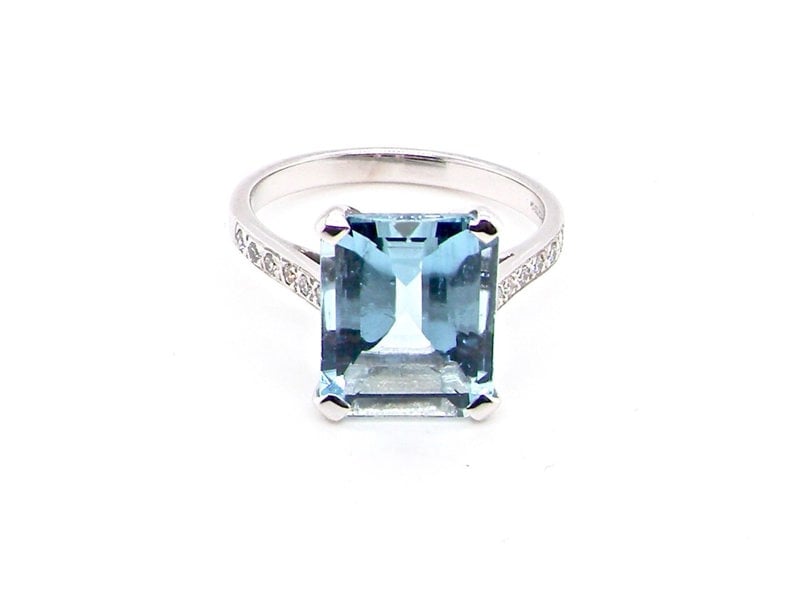 Vintage Tom A fine aquamarine and diamond ring