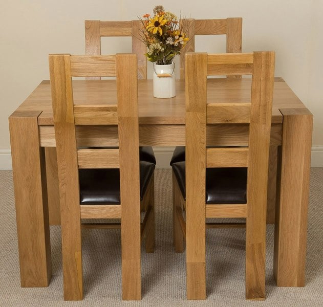 That's Furniture Kuba Small Oak Dining Table with Yale Oak Chairs