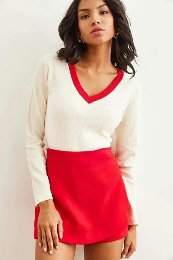 Hoxton Gal Neck-Detail Brushed Stretch Blouse