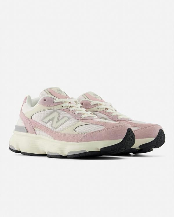 New Balance 603 Womens Trainers - Pink Salt | CHO | Designer Womens Trainers