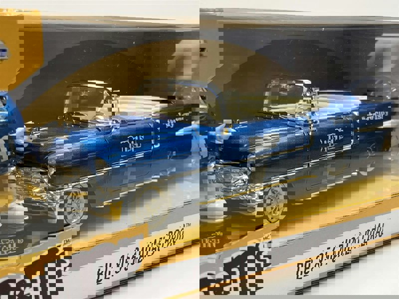 Jada M&M's Blue Figure and 1956 Cadillac Eldorado 1:24 Scale 33726 253255067