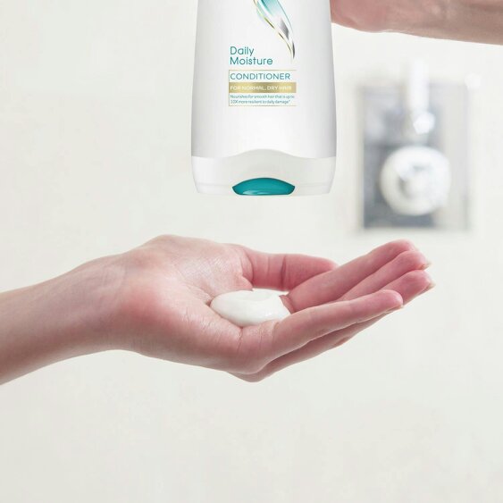 Dove Conditioner Daily Moisture, Pro Moisture Complex, 10x Resilient Hair 200ml