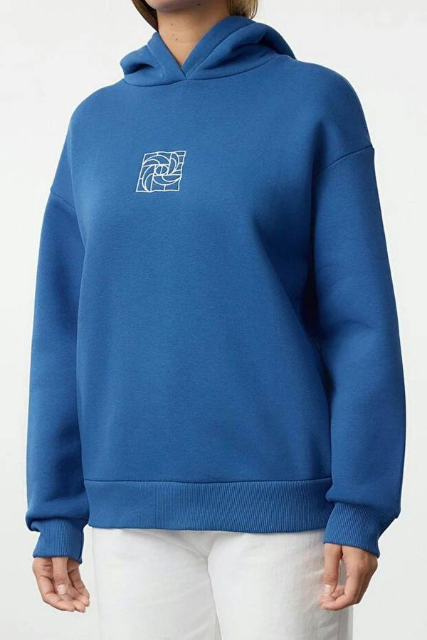 WOVCOR Oversize Embroidered Fleece Knit Sweatshirt