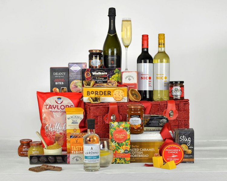 Highland Fayre Luxury Scottish Gift Basket