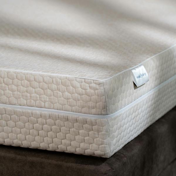 Deep Memory Foam Mattress bedroom detail | Soak and Sleep