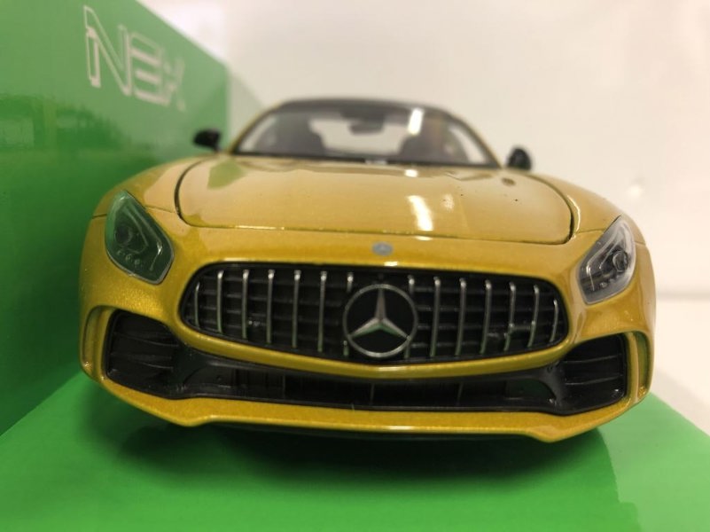 2017 mercedes amg gtr yellow 1:24 27 scale welly 24081y