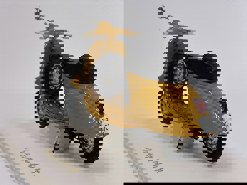 Norev Vespa 50 R Positano Yellow 1:18 Scale Norev 182080