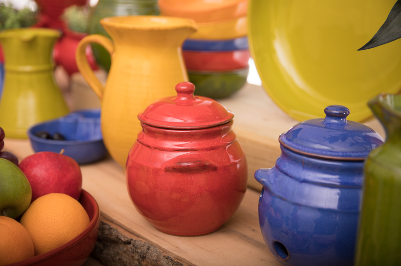 Verano Spanish Ceramics Selena - Garlic Jar with Lid