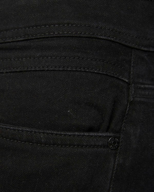 Duck and Cover Zeki Shorts Black