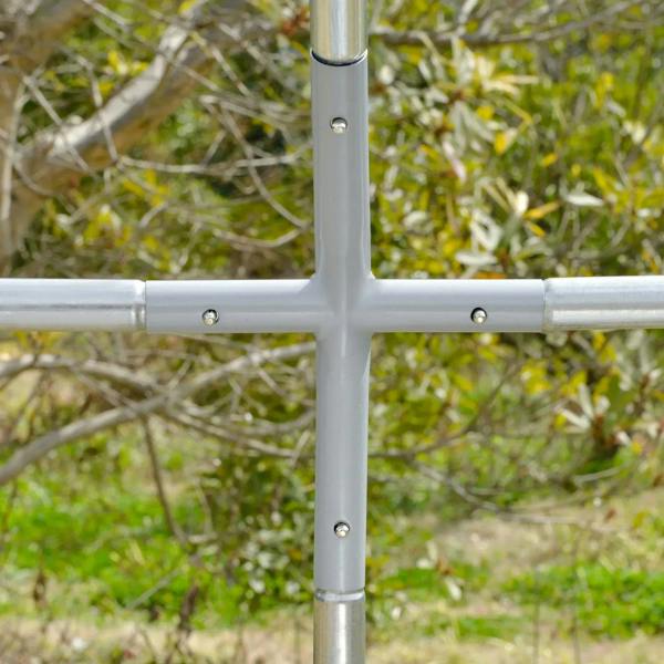 Powder-coated metal frame crossbar joint for galvanised chicken run